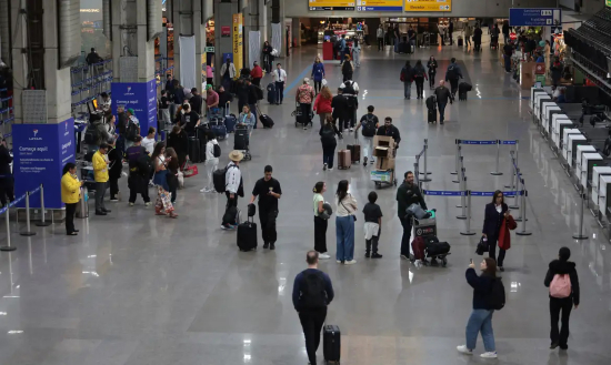 Brasil registra recorde histórico de turistas internacionais e projeta 9 milhões de visitantes em 2025