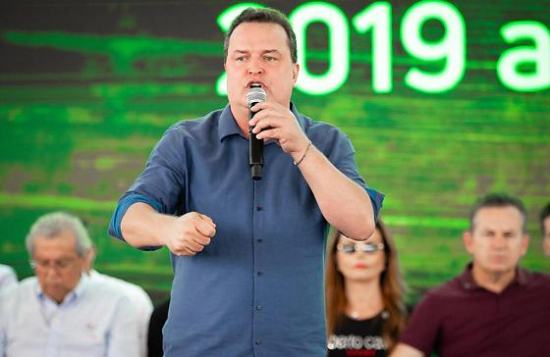 Max Russi destaca avanços na agricultura familiar, educação e gestão municipal durante entrega de investimentos do governo de MT