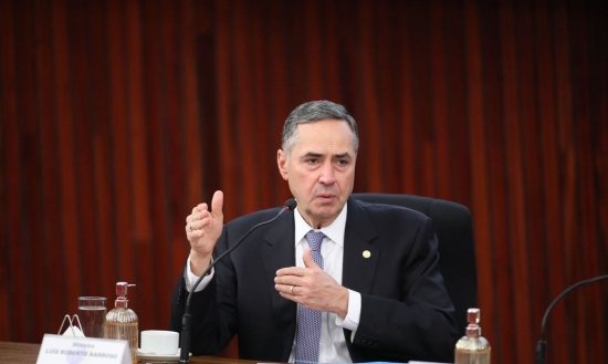 Barroso confirma decisão de suspender piso nacional de enfermagem 
