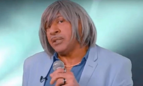 Roberto Carlos abre novo processo contra Tiririca e cobra R$ 50 mil de indenização