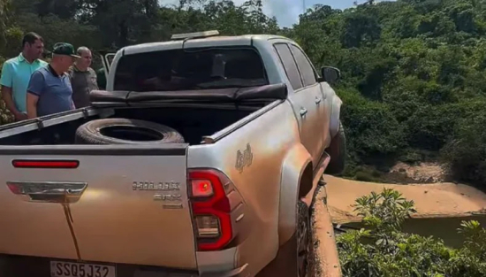 Comitiva de Pivetta enfrenta susto em ponte na estrada E-60 após motorista perder visibilidade