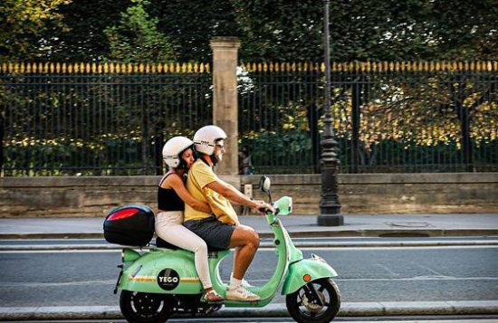 Ciclomotores deverão ser emplacados a partir de janeiro de 2026 para circular regularmente