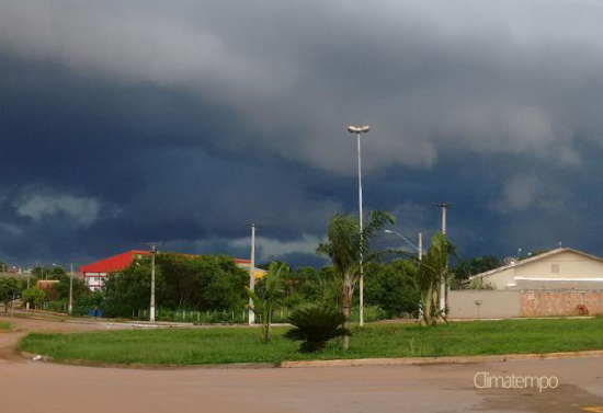 Previsão aponta início de dezembro com instabilidade e risco de tempestades em Goiás