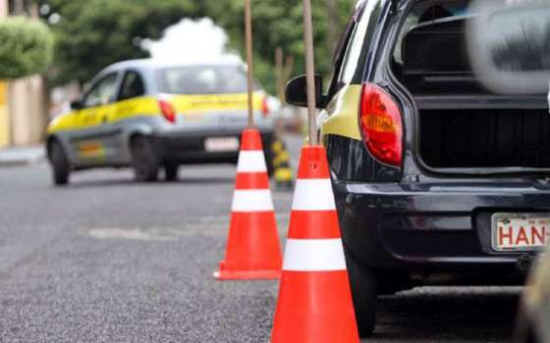 Deputado tenta retomar obrigatoriedade de autoescolas