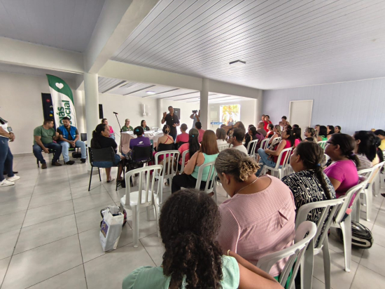 Governo de Goiás destina mais de R$ 176 mil em  incentivos do COTEC na entrega de certificados de conclusão de cursos