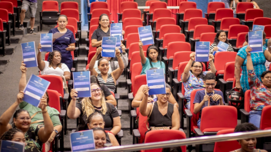 Prefeitura entrega matrículas com isenção de ITBI a 55 famílias do Residencial Nova Barra do Garças