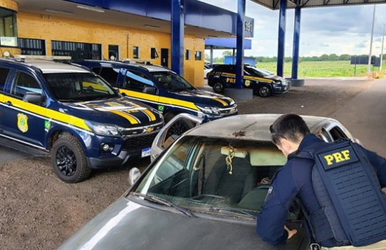 Carro roubado há quatro anos é recuperado durante abordagem da PRF em Barra do Garças