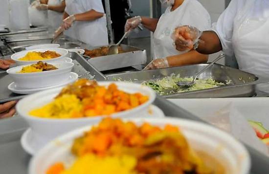 Associação pede apoio para manter distribuição de refeições gratuitas em Barra do Garças