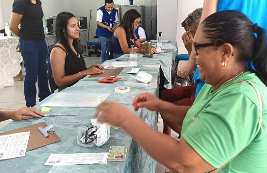 Prefeitura de Aragarças entrega mais de 600 óculos pelo Programa Goiás Social