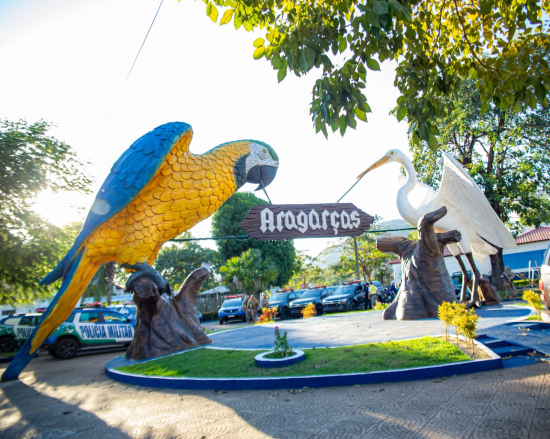 Goiás Social e COTEC realizam entrega de certificados e cartões do Bolsa Qualificação e Crédito Social em Aragarças