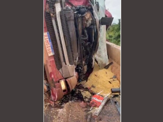 Motorista morre em colisão entre caminhões na MT-020, em Canarana