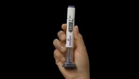 Anvisa identifica medicamentos falsificados e proíbe implantes hormonais em todo o país