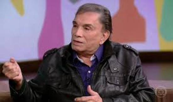 Dedé Santana é internado em Goiânia após alteração na pressão arterial