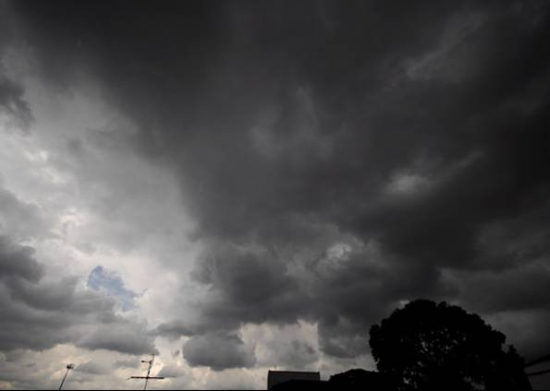 Inmet emite alertas amarelo e laranja para tempestades em todos os municípios de Mato Grosso
