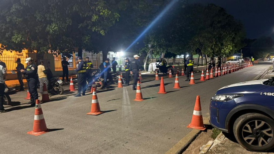 Operação Tolerância Zero fiscaliza motociclistas e prende condutor por adulteração