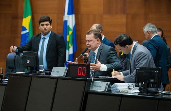 Projeto de Max cria Política Estadual de Combate ao Crime em Área Rural