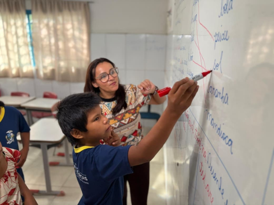 Prefeitura realiza projeto de alfabetização intercultural de alunos Xavante nas escolas municipais de Barra do Garças