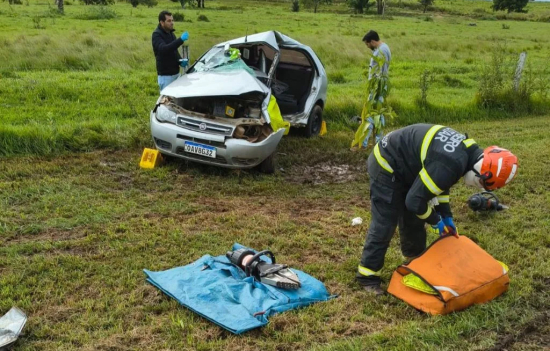 Homem morre preso às ferragens após grave acidente na MT-248
