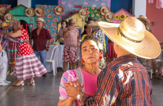 Prefeitura de Barra do Garças realiza festa junina para grupos de idosos atendidos pelo Serviço de Convivência
