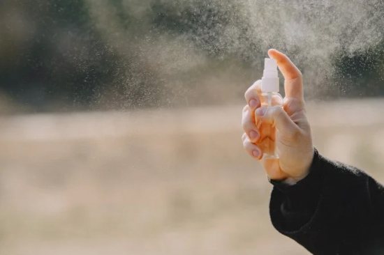 Mulheres maiores de 18 anos poderão comprar spray de pimenta para defesa pessoal em todo o Brasil
