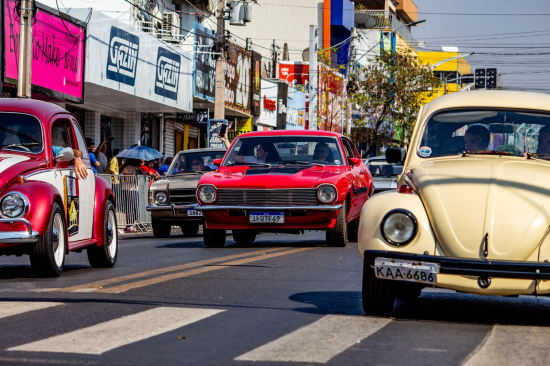 Clássicos do Araguaia começa nesta sexta-feira (7) com exposição de carros antigos em Barra do Garças