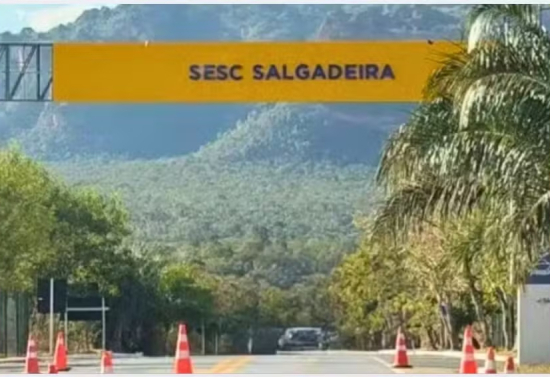 MP investiga possível impacto paisagístico de portal instalado na entrada da Salgadeira