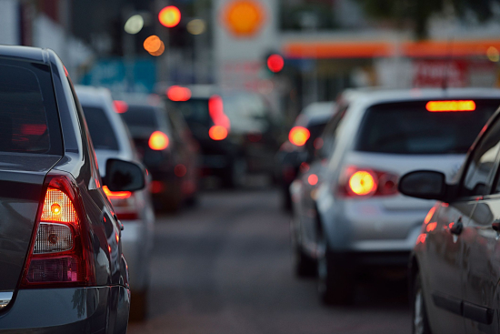 Carro usado em campanha eleitoral pode exigir alteração no seguro; veja os cuidados