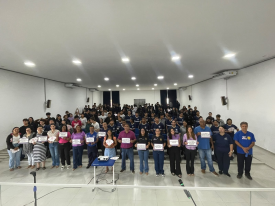 Agosto Lilás leva conscientização sobre violência contra a mulher a estudantes de Aragarças