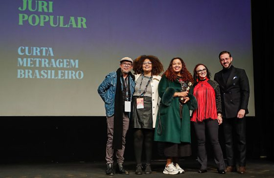 Curta-metragem sobre cineasta Xavante ganha dois prêmios no Festival de Cinema de Gramado