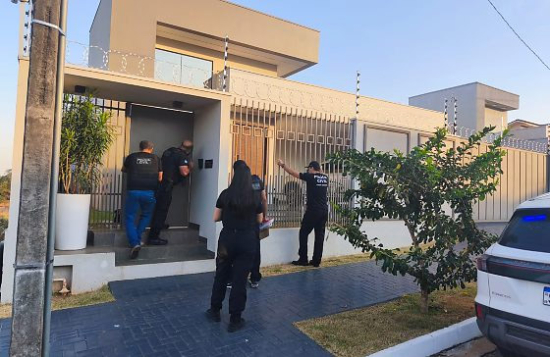 Polícia Civil deflagra operação contra grupo suspeito de desviar veículos e movimentar R$ 50 milhões em um ano