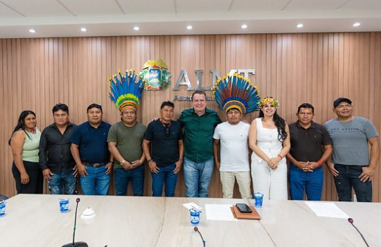 Povos indígenas reconhecem trabalho de Max por iniciativa pioneira no Brasil