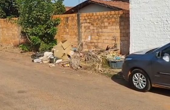 Prefeitura intensifica fiscalização contra descarte irregular de entulhos em Aragarças
