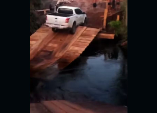 Ponte desaba após chuva forte e deixa comunidade indígena com acesso prejudicado em Mato Grosso