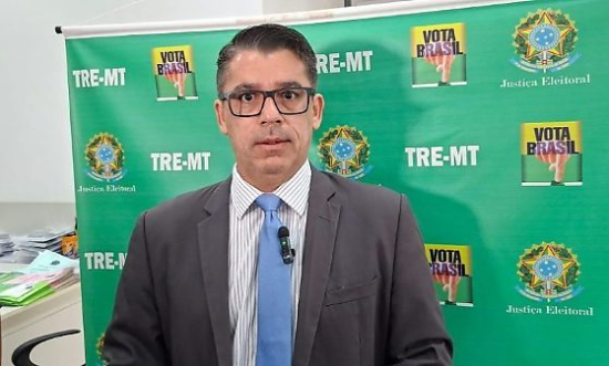 Juiz eleitoral orienta eleitores a levar ‘colinha’ na hora da votação em Barra do Garças