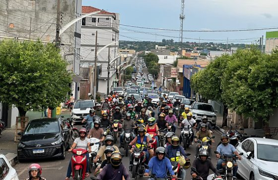 Carreata de Max Russi reúne mais de 700 veículos em Barra do Garças, segundo organização