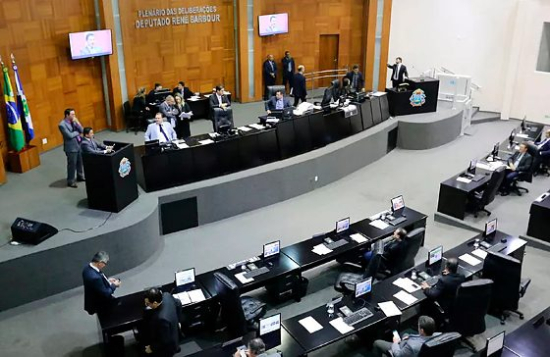 ALMT mantém 18 deputados e terá seis novos a partir de 2027