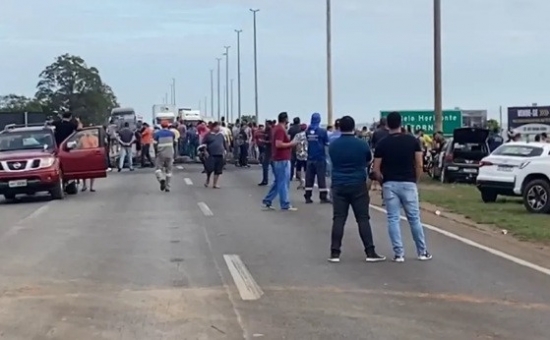 Mauro, Fiemt e Casa Civil discutem risco de desabastecimento devido a bloqueios em rodovias