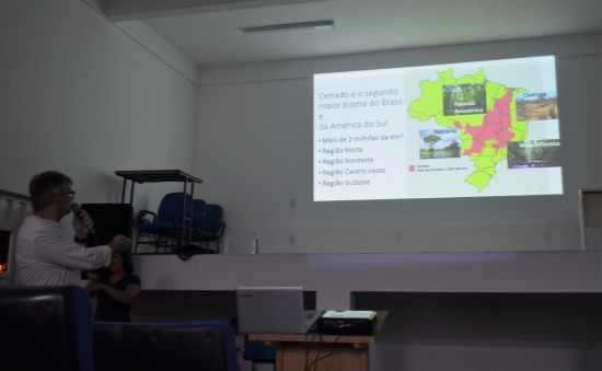 Em palestra, professor Fernando Pedroni aponta soluções para auxiliar na preservação do Cerrado