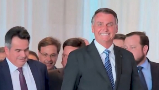 PL quer Bolsonaro para liderar oposição ao governo Lula