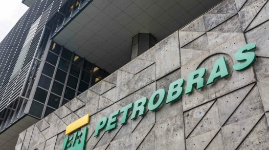 Petrobras perde R$ 103 bi em valor de mercado após eleição de Lula