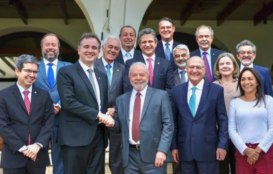 Governo de transição de Lula tem ao menos 67 pessoas investigadas