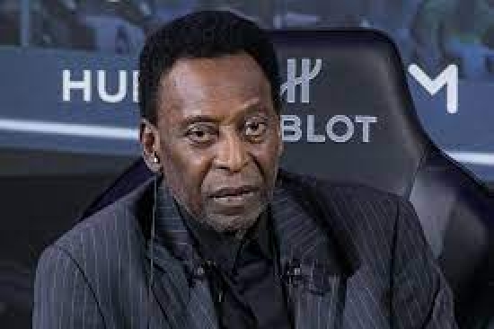 Pelé não reage em tratamento quimioterápico, diz jornal