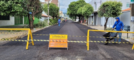 Em 2022, Prefeitura de Barra do Garças recupera 270 mil m² da malha asfáltica do município