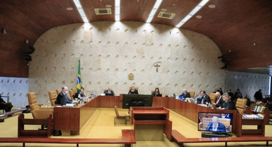 Senado aprova aumento de salários de ministros do STF