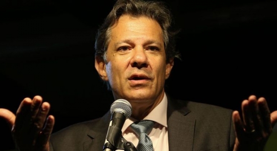 Pacote econômico anunciado por Haddad é uma 'decepção', afirmam especialistas