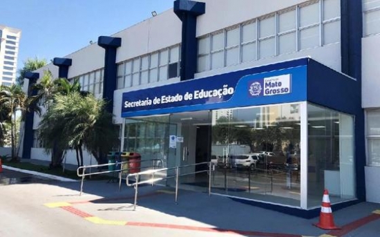 Governo de MT lança bolsa de estudos para estudantes em situação de vulnerabilidade