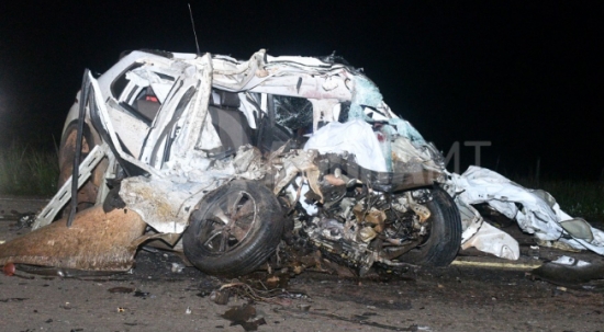 Após ultrapassagem, motorista morre em colisão frontal com ônibus de viagem