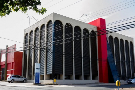 Estão abertas inscrições para concurso público com salários que chegam até R$ 8 mil