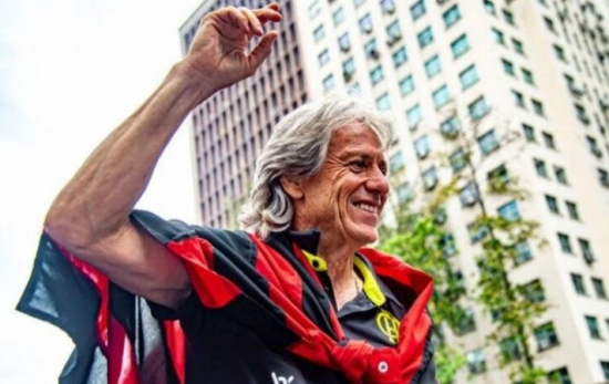 Torcida do Flamengo se anima com possível retorno de Jorge Jesus