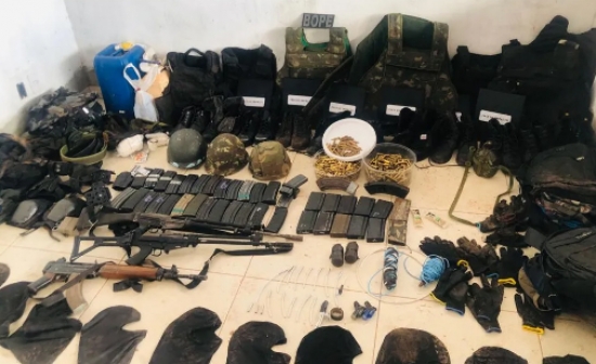 Homem é preso e armas, munições, coletes à prova de balas e itens de proteção são apreendidos com grupo que aterrorizou Confresa (MT)